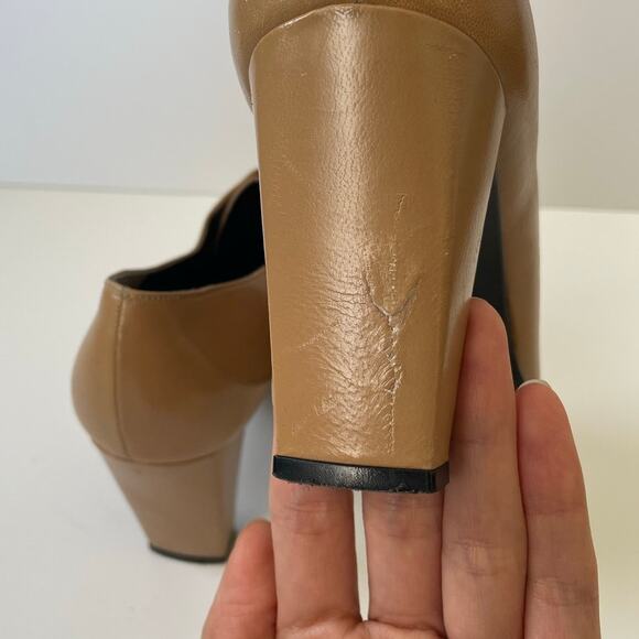 Stuart Weitzman Beige Leather Pumps Size 8C Office Elegant Pointed Snip Toe - Picture 7 of 11